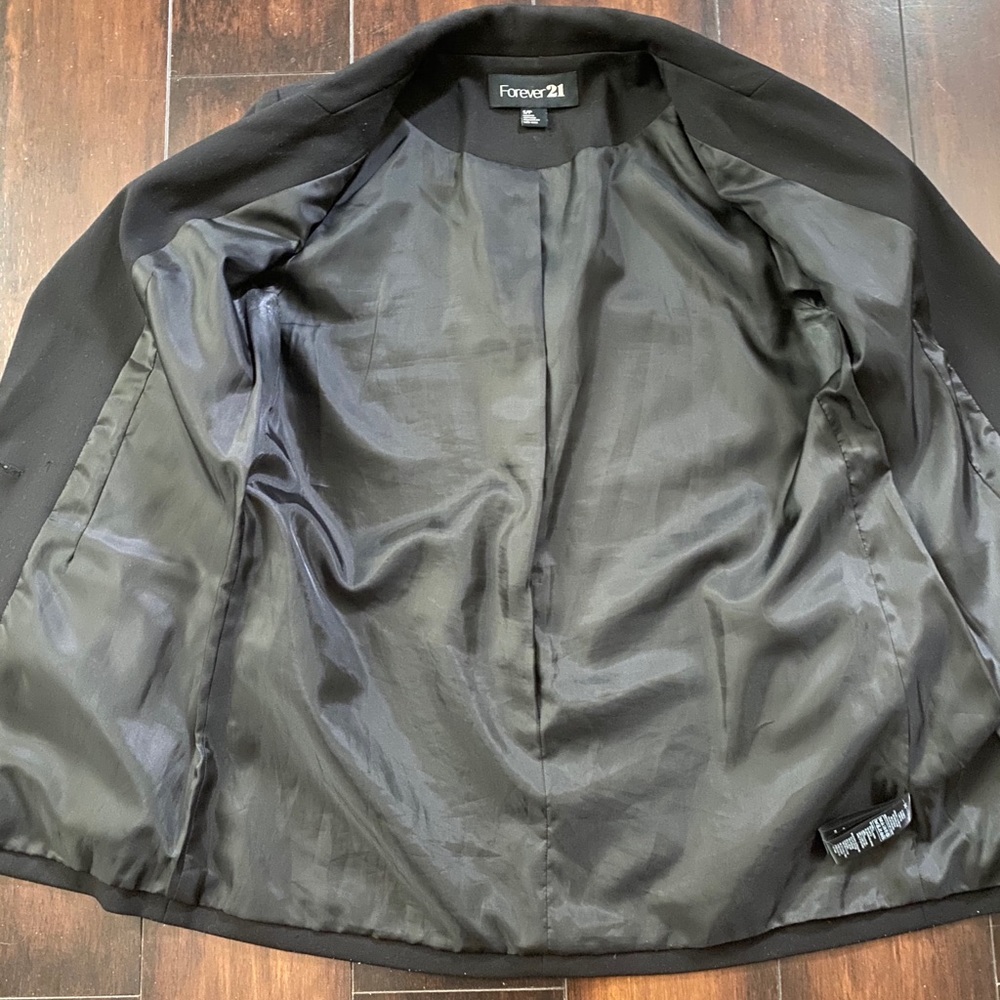 Black Blazer - Picture 3 of 6